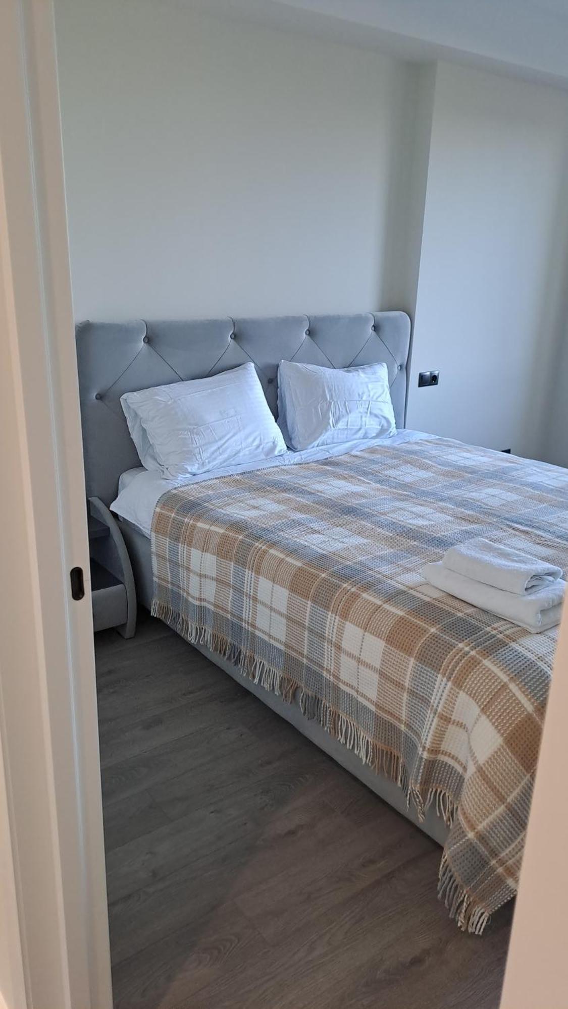 Аэропорт-Номера 24/24 . Apartment Chisinau Exterior photo