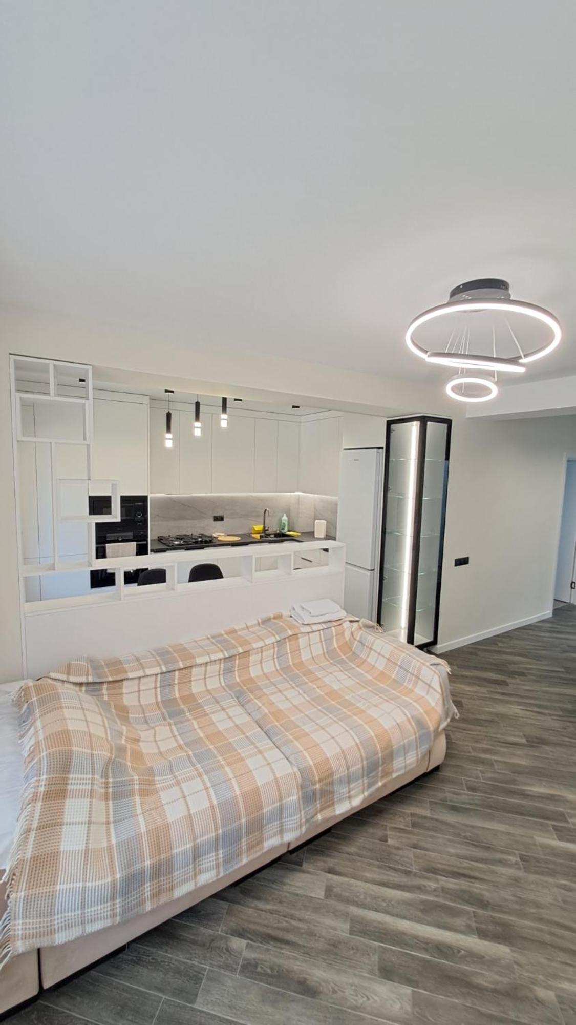 Аэропорт-Номера 24/24 . Apartment Chisinau Exterior photo